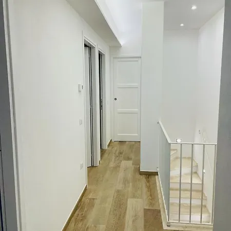 Mauris Apartment *